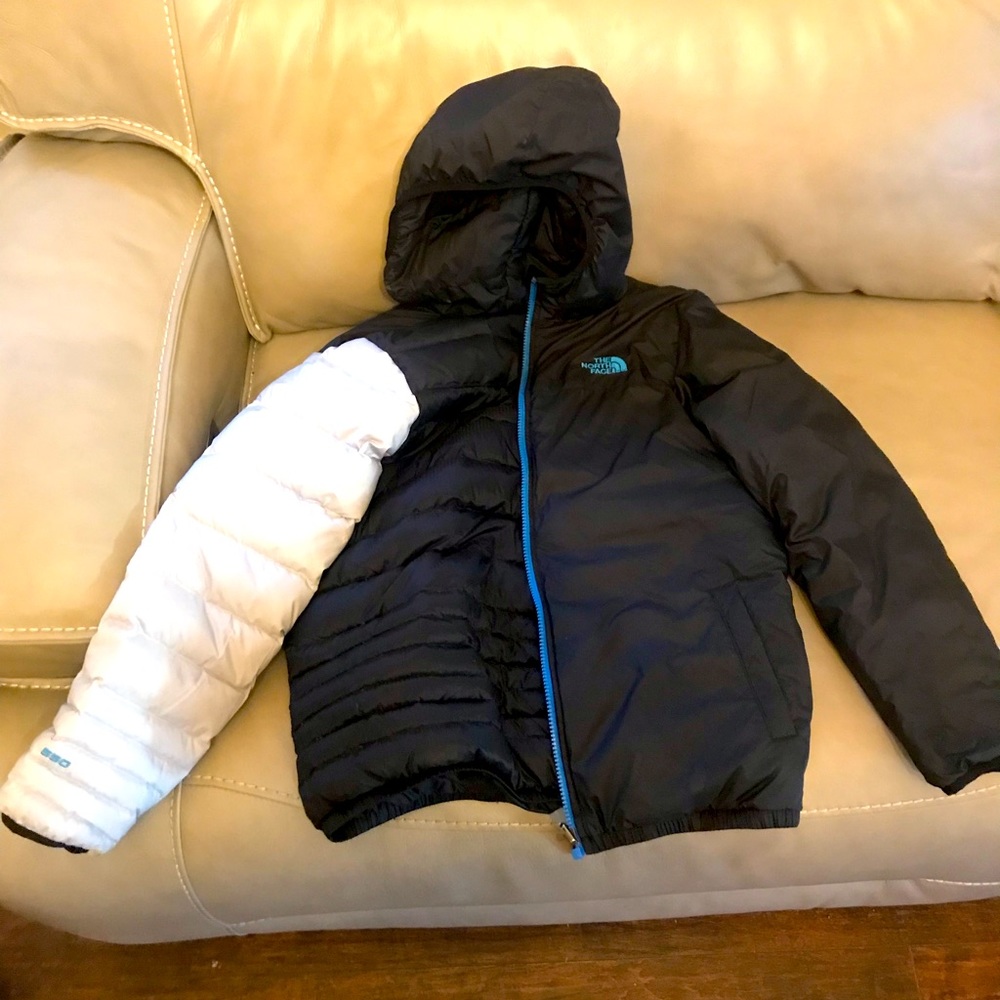 Boys North Face puffer coat, reversible.